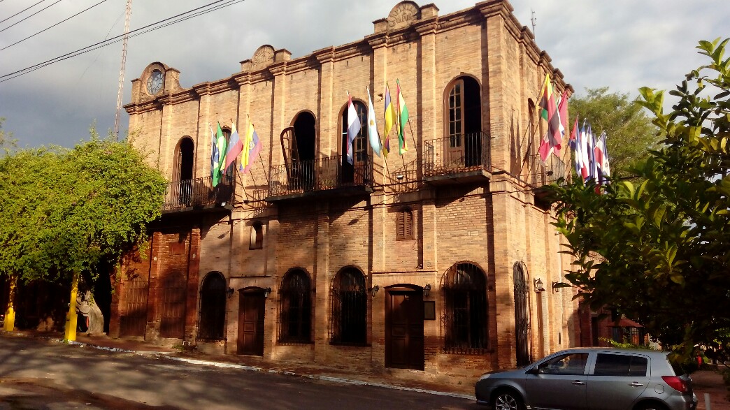 Sûrement un bâtiment de la municipalité